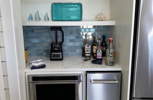 Rokers Point House | Steps From the Water on One of The Most Beautiful Beaches in Exuma!