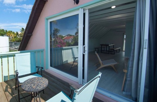 Nassau House | Steps to BEACH & Near BAHA MAR - Cozy 3bd Villa #1&2