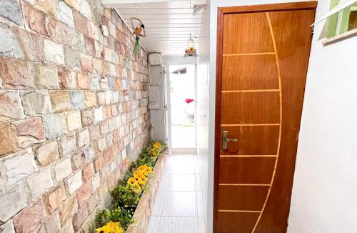 Macae House | STUDIO aconchego, com Ar, Wifi, Smartv e Cozinha