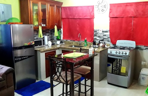 Kingston Apartment | Studio Apartment