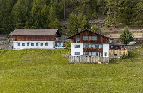 Laces Apartment | Studio Apartment "Oberköbenhof Tal" with Mountain View, Shared Terrace & Wi-Fi
