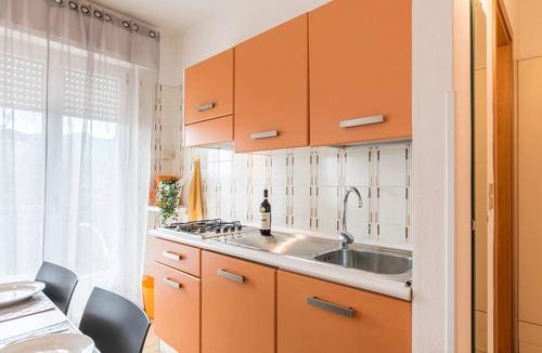 Malcesine Apartment | Studio Apartment 'Residence La Pergola Monolocale Uno' with Mountain View, Wi-Fi and Air Conditioning