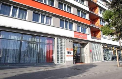 Chevilly-Larue Apartment | Studio av/Balcon | Près de Paris | 2 min du Tram