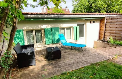 Cachan Apartment | Studio Avec Terrasse et Jardin Privatif de 52m²