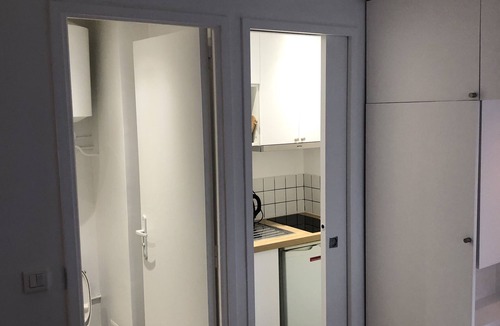 Les Halles Apartment | Studio paris 1 center min 1 month lease mobility max 10 months