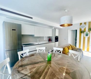 Isola Albarella Villa | Stunning villa with pool and lagoon view