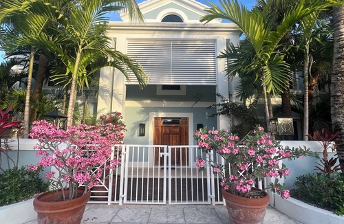 George Town House | Stunning Waterfront Home in Great Exuma, Bahamas!