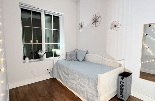 South Slope Apartment | STYLISH Boutique apt w rooftop in Park Slope Brooklyn