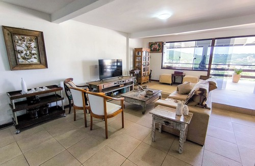 Alto de Buzios Hostel | Suítes Búzios