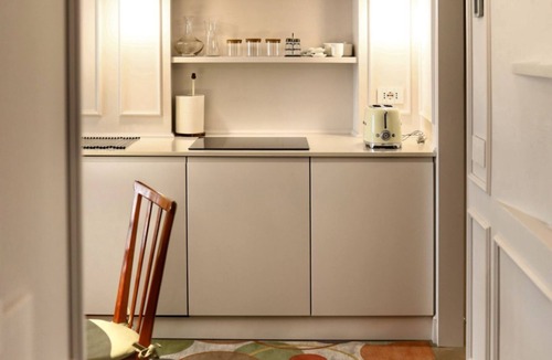 Cernobbio Apartment | Suite Corti Cernobbio-Central, 1 minute stroll to Lake/Private Parking