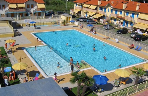 Rosapineta Apartment | Sunny holiday flat-Beahost