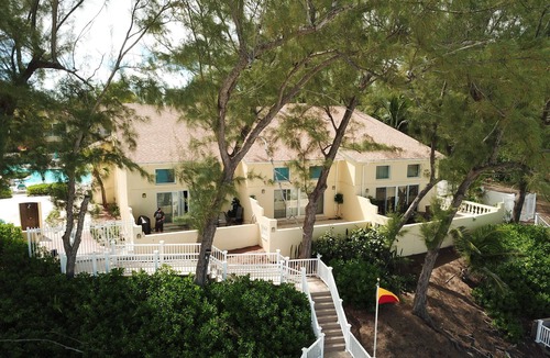 Paradise Island Condo | Sunrise Beach Club #1, Pool, BBQ Grill, Beach Chairs. Directly on the Beach!