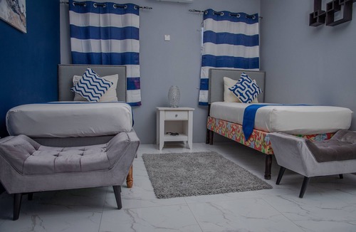 Hellshire Villa | Sunset Oasis: 3BR Portmore Gem