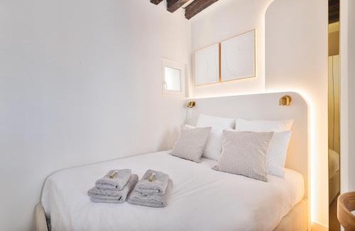 Les Halles Apartment | SUPER CENTRAL - Montorgueil - Designer Studio