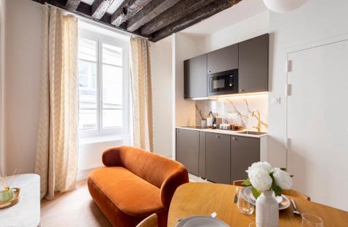 Les Halles Apartment | SUPER CENTRAL - Montorgueil - Designer Studio