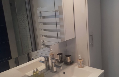 Quartier de la Goutte-d'Or Apartment | Superb apartment with patio, at the foot of Montmartre