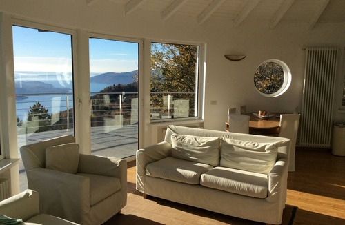 Pollino House | Superb villa with panoramic view over Lake Maggiore