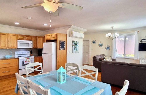 Spanish Wells Cottage | "Sweet Ting" Charming 3-bedroom cottage in Spanish Wells, Just Steps to beach