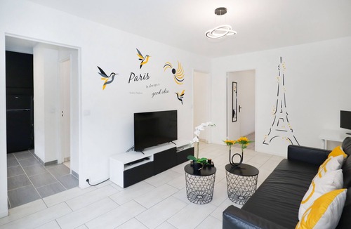 Le Plessis-Robinson Apartment | ♥ SweetMoulinHome ♥ 5 km de Paris ♥