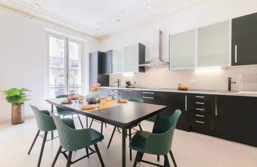 Champs-Elysees Apartment | Sweett | Cerisoles - Two Bedroom Apartment, Sleeps 6