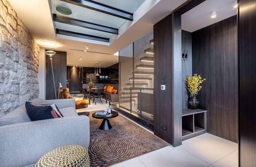 Les Iles Apartment | Sweett | Quai Bourbon II