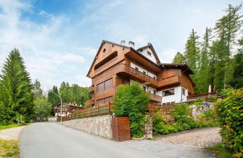 Cortina d'Ampezzo Apartment | Tablà del Bosco R&R