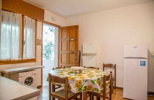 Eraclea Mare Apartment | Terrace home by the pinewood