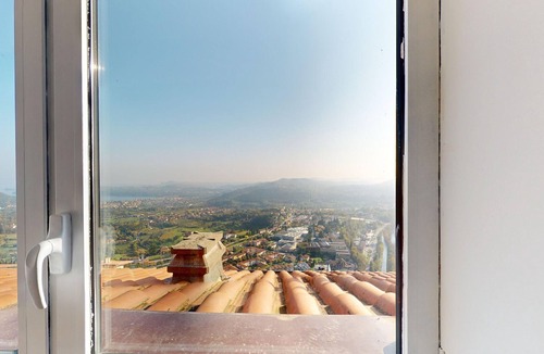 Villanuova sul Clisi Apartment | Terrazza sul Golfo by Bookinggardalake