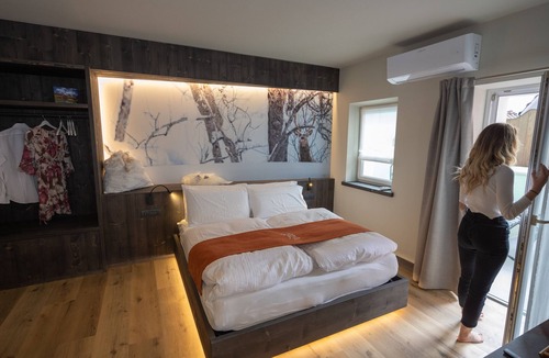 Chies d'Alpago Bed & Breakfast | TEVERONE SUITES & WELLNESS -Room Cervo