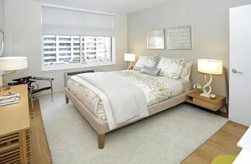 Turtle Bay Apartment | The Artisan Abode 3BR apartment in NYC!