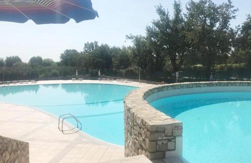 Manerba del Garda House | The Artist - Apartments with Private Garden in Residence with Pool