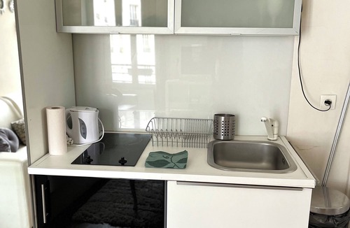 Quartier de la Goutte-d'Or Apartment | The comfortable studio Barbès Montmartre Paris