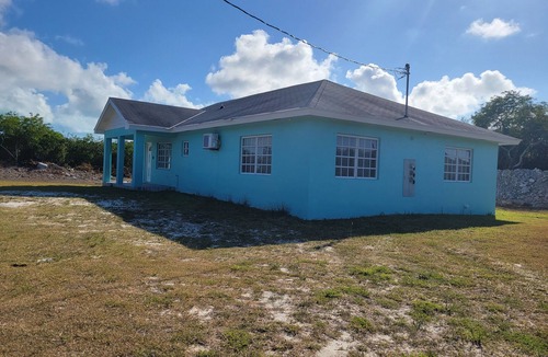 Rolleville House | The Flat - Rolleville Exuma - where you will be at Home.
