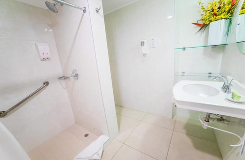 New Kingston Hotel | The Knutsford Court Hotel