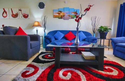 Caribbean Estates House | The Oasis I, Portmore Country Club