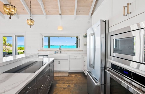 Forbes Hill Villa | The Salt House - Beachfront Luxury Villa on a Private Beach with Infinity Pool