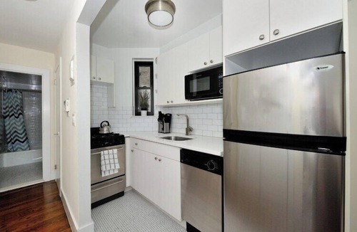 Sutton Place Apartment | The Sutton Vibe 8710