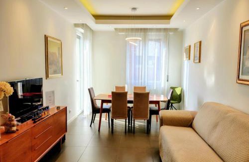 Monza Apartment | The Twins Suite & Hub