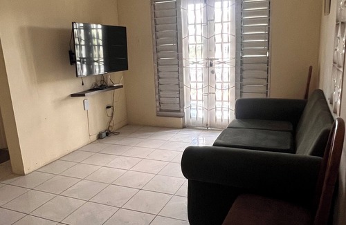 Pembroke Hall Apartment | The Washington Court Suite