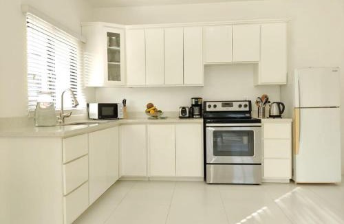 Epworth Apartment | The Willow Apartment