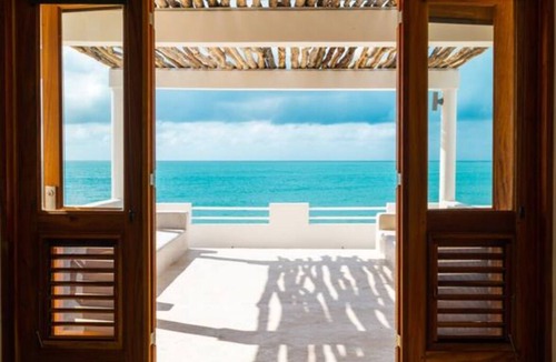 Treasure Beach Villa | Three Bedroom Oceanfront Ecoluxe Haven in Treasure Beach Jamaica
