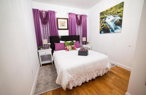 Canarsie House | Top Floor with Skylight Brooklyn