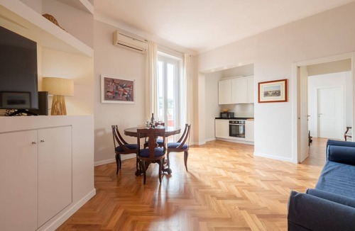Flaminio Apartment | Top view luxury apartment Piazza del Popolo