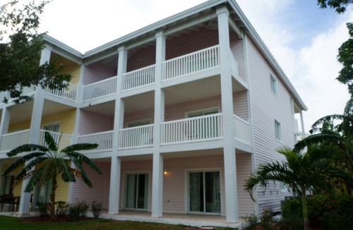 Alice Town House | "Tranquility" - 2 Bedroom/2 Bath