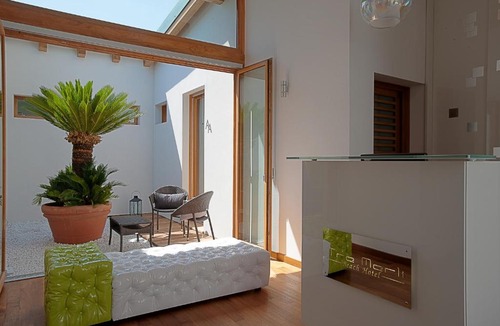 Roiano-Gretta-Barcola-Cologna-Scorcola Hotel | Tre Merli Beach Hotel