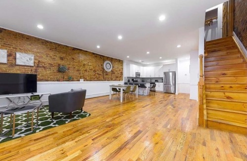 Crown Heights House | TRIPLEX ON THE PARKWAY