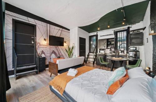 Bushwick Apartment | Tripoli Artisan Lofts - Designer Bushwick Lofts with Rooftop Terrace
