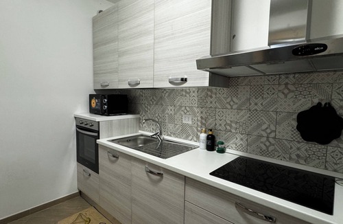 Serravalle Scrivia Apartment | Ulisse Fashion Suites- 5 minutes from Serravalle Designer Outlet