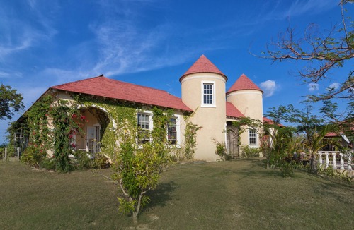 Governor's Harbour House | Unicorn Cay - Oceanfront Luxury Banks Rd. Pool , Generator, Cistern, Starlink