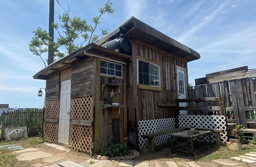 Broad Channel Cabin | Unplug and unwind in nature’s peace at The Drift Marsh — your off-grid escape
